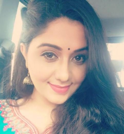 Yashu Dhiman Biography, Wiki, Birthday, Age, Height, Boyfriend, Family ...