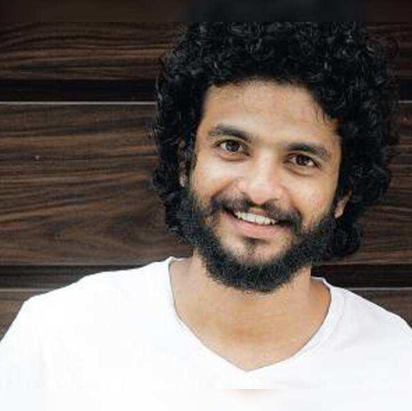 Neeraj Madhav Biography, Wiki, Birthday, Age, Height, Wife, Family ...