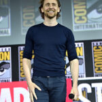 Tom Hiddleston Biography, Wiki, Birthday, Age, Height, Girlfriend, Family, Career, Instagram, Net Worth