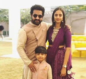 jr-ntr-family-wife-biography-height-age-birthday-instagram